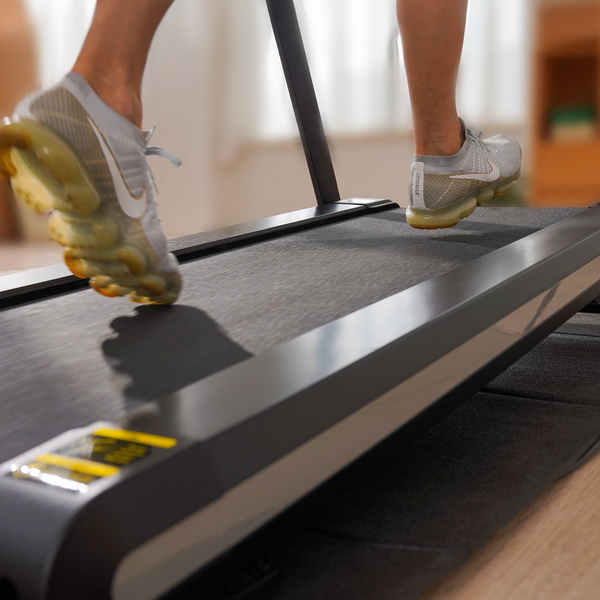 DeerRun X20 Treadmill with 15% Auto Incline Full Running Deck Treadmill Support Bluetooth & Remote Wireless Control