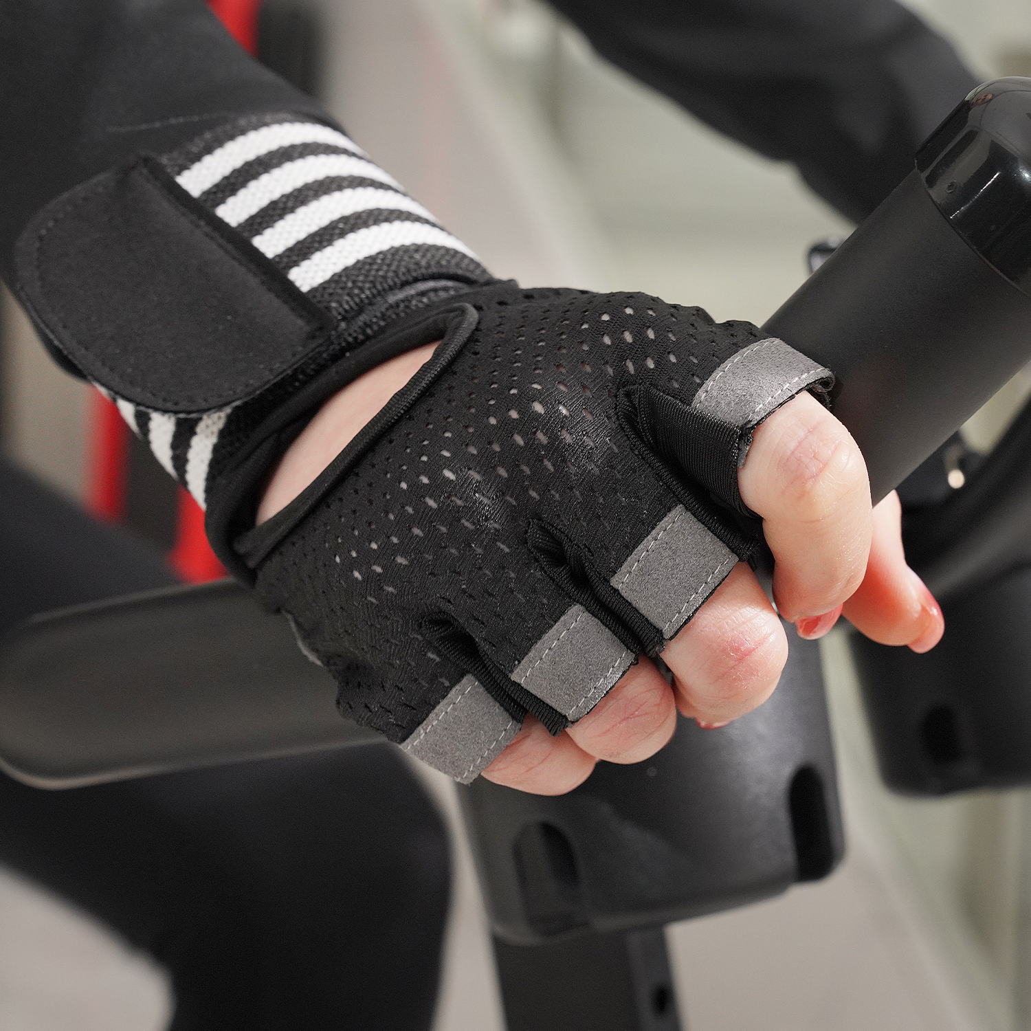 DeerRun® Workout Gloves with Wrist Wrap Support, for Cycling, Rowing, Weight Lifting, Home Gym